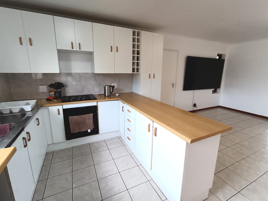 2 Bedroom Property for Sale in Humewood Eastern Cape